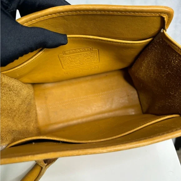 Rare Vintage Coach Retro Dinky Shopping Bag in Golden Yellow - - Picture 10 of 14